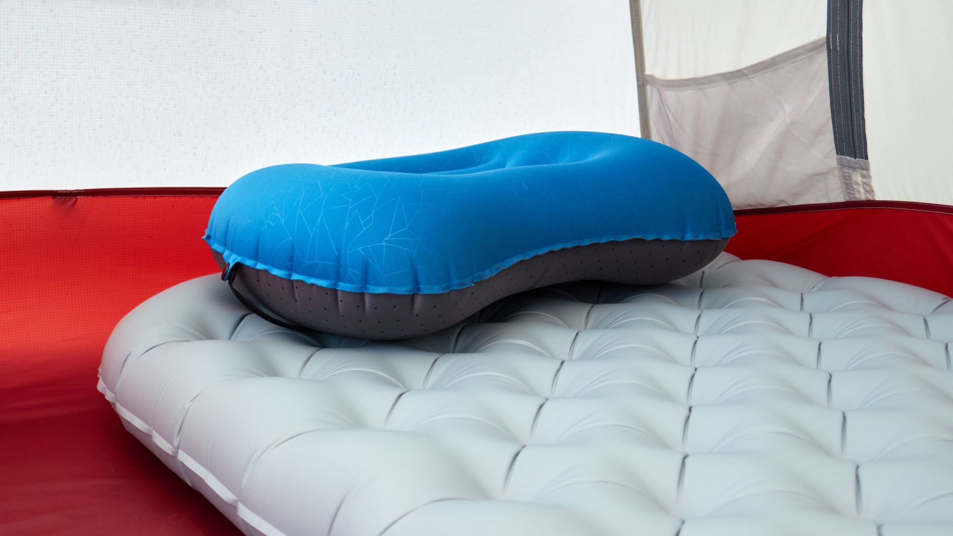 Matelas autogonflant leger pour eviter le mal de dos